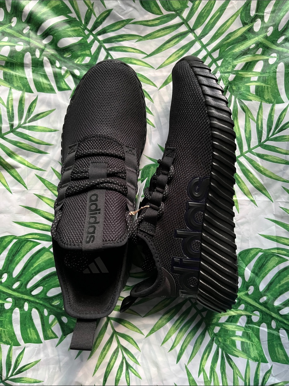 BNWB Adidas Kaptir 3.0 All Black - Sneakers M11.5